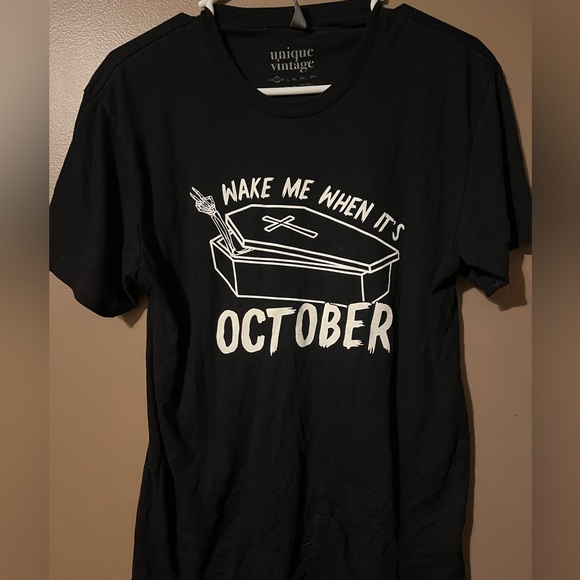 Unique Vintage Halloween Wake Me When It’s October T-shirt Unisex S - Picture 1 of 2